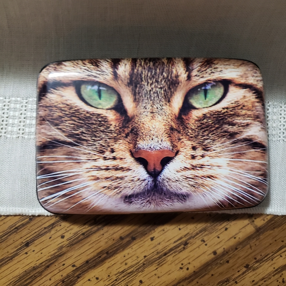 Monarque Green Eyed Cat RFID Wallet